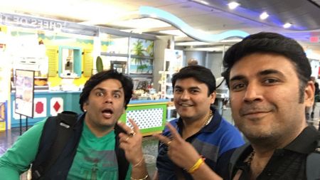 Picture for category At the JCK Jewelry Exhibition in Las Vegas (2015), the Choksi Trio demonstrated the strength of brotherhood.